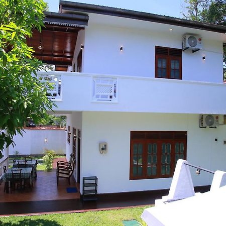 Aken Villa Hikkaduwa Εξωτερικό φωτογραφία
